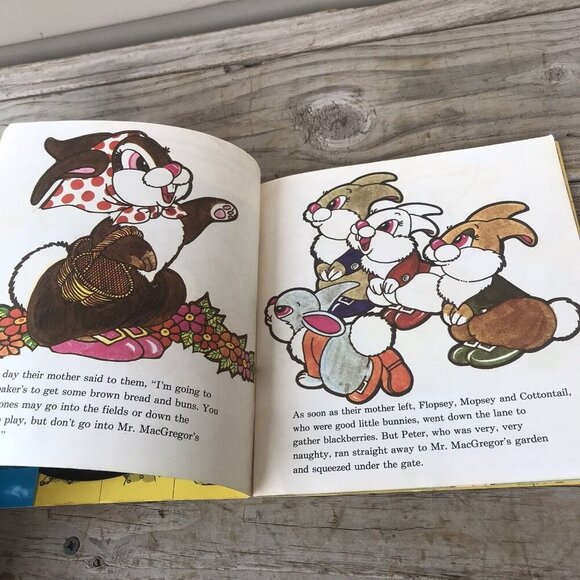 Vintage 1971 Peter Rabbit Book & Record 45 RPM - Picture 5 of 8